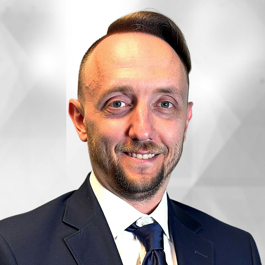  Alex Cary Headshot