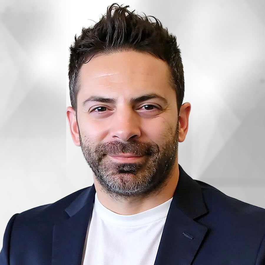 Image of Dan Couch with a white and grey Background